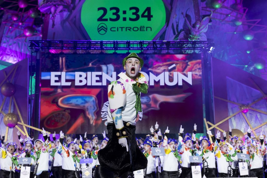Actuación de la murga Los Nietos de SaryManchez.