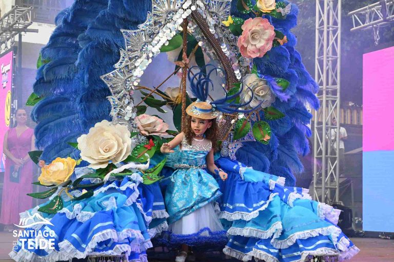 Gala Reina Infantil del Carnaval de Los Gigantes.