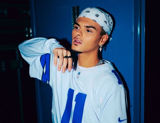 Abraham Mateo.
