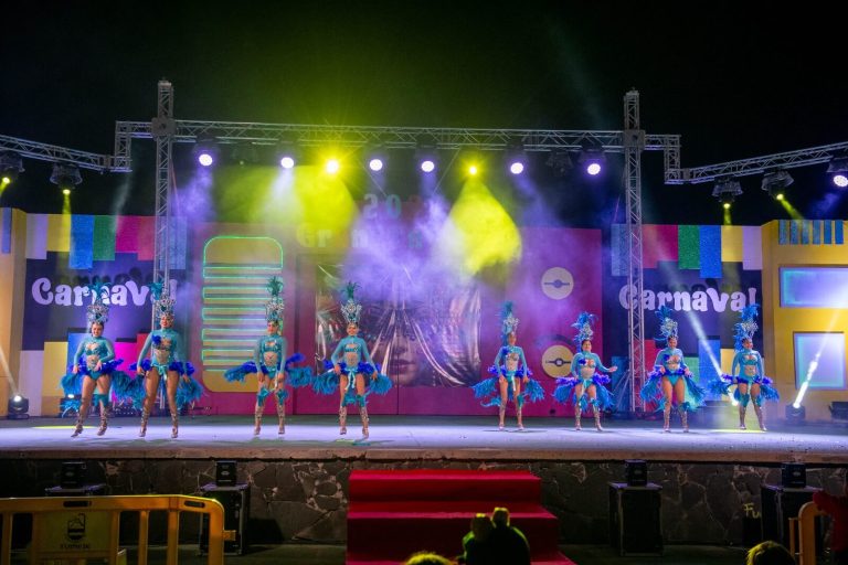 Pregón y comparsas del Carnaval de Tuineje.