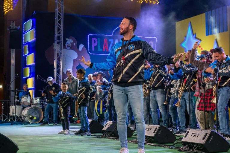 Pregón y comparsas del Carnaval de Tuineje.