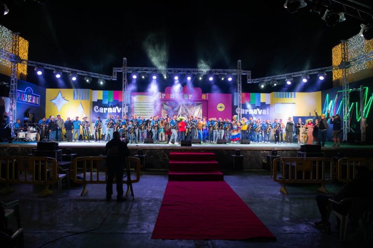 Pregón y comparsas del Carnaval de Tuineje.