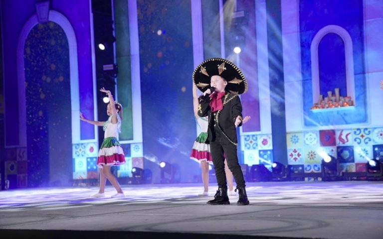 Reina Infantil del Carnaval de Maspalomas.