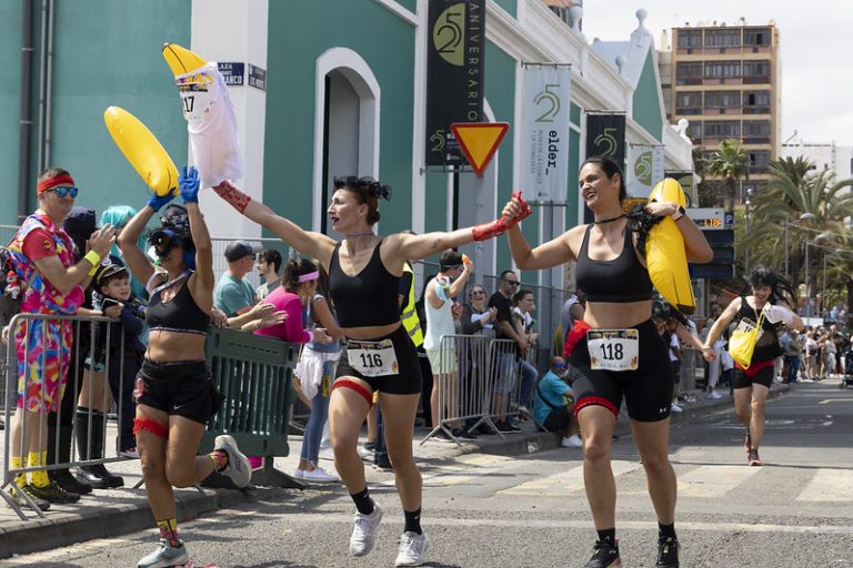 Viudas a la Carrera de Las Palmas.