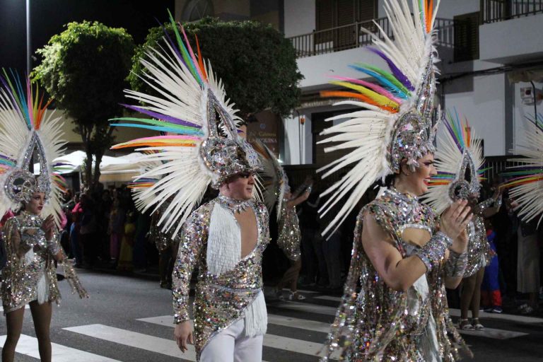 Desfile inaugural del Carnaval de Agüimes.