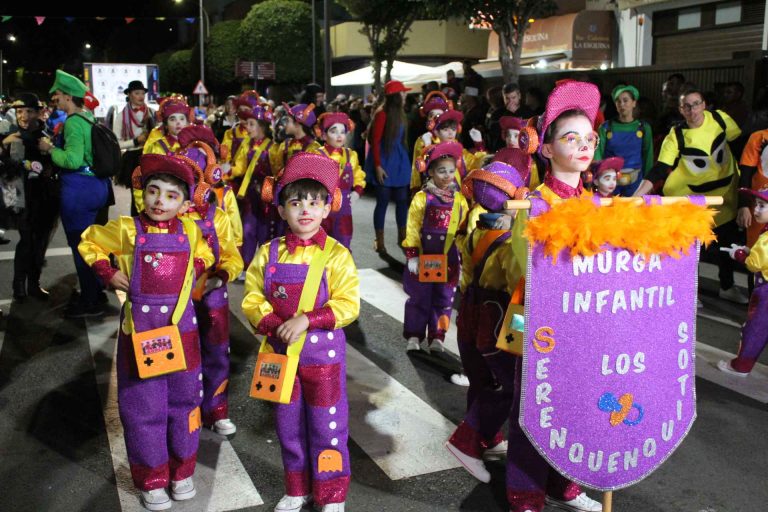Desfile inaugural del Carnaval de Agüimes.